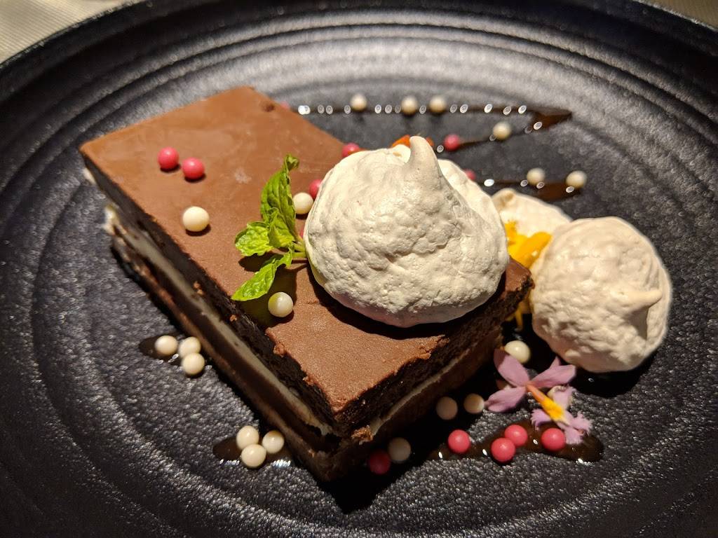 Feng Chophouse | restaurant | 93 Asylum St, Hartford, CT 06103, USA | 8605493364 OR +1 860-549-3364