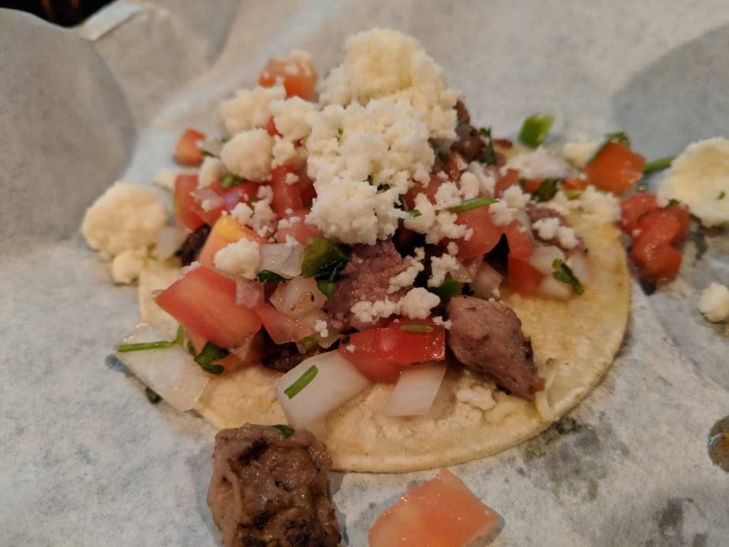 The Hollywood Way | restaurant | 1333 N Hollywood Way, Burbank, CA 91505, USA | 8188454400 OR +1 818-845-4400