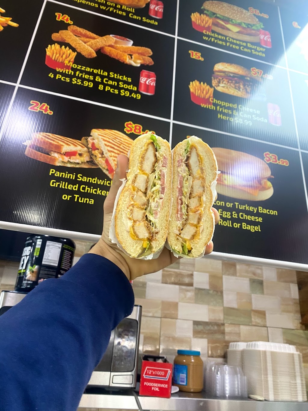 Ocean Deli And Grill Inc | restaurant | 2616 Ocean Pkwy, Brooklyn, NY 11235, USA | 7186464624 OR +1 718-646-4624