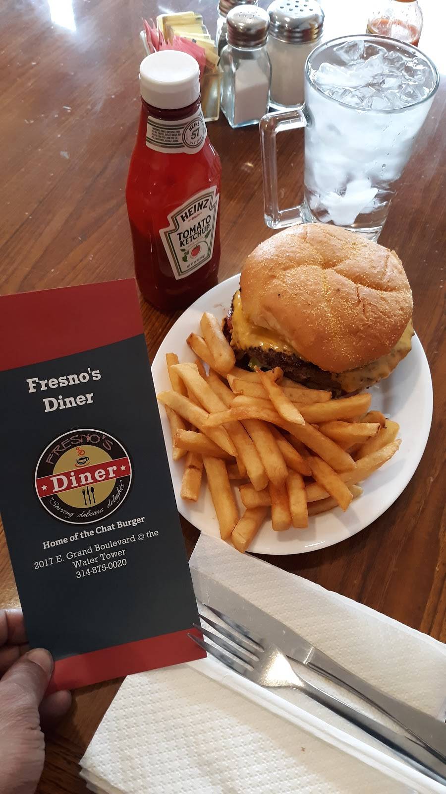 Fresnos Diner | restaurant | 2017 E Grand Blvd, St. Louis, MO 63107, USA | 3148750020 OR +1 314-875-0020