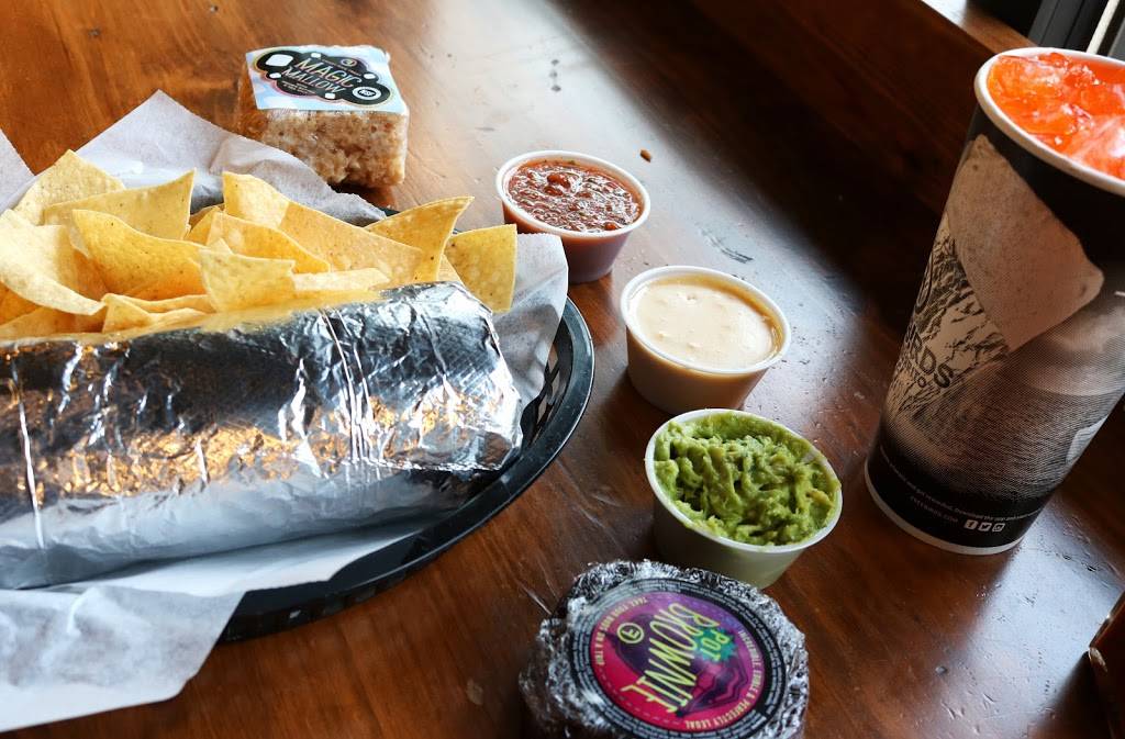 Freebirds World Burrito | restaurant | 6225 N Josey Ln #124, Lewisville, TX 75056, USA | 2144691449 OR +1 214-469-1449