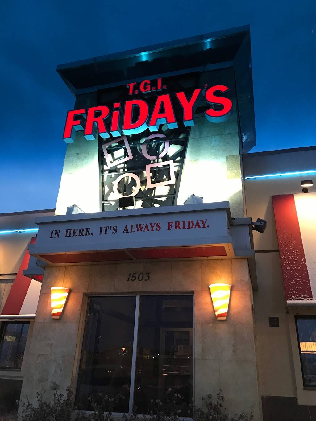 TGI Fridays | restaurant | 1503 N State Rte 50, Bourbonnais, IL 60914, USA | 8159291760 OR +1 815-929-1760