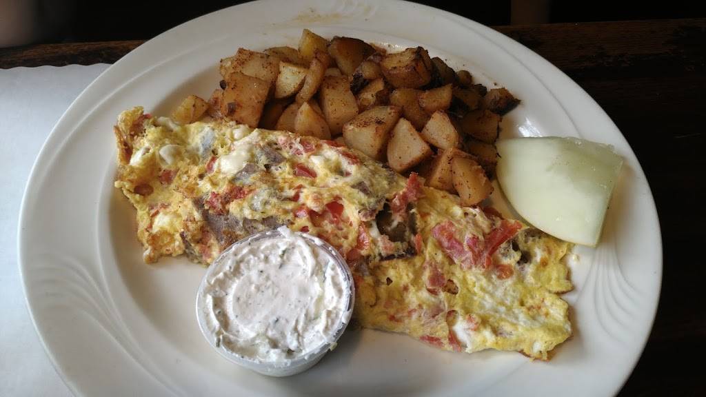 Boulevard Family Restaurant | restaurant | 7507 Little Rd, New Port Richey, FL 34654, USA | 7278079946 OR +1 727-807-9946