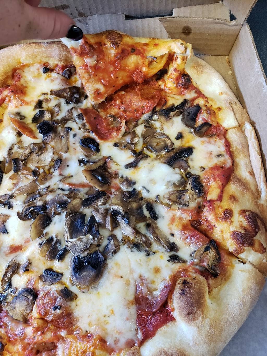 Anthonys Pizza & Pasta | meal delivery | 7472 E 29th Ave, Denver, CO 80238, USA | 3033982800 OR +1 303-398-2800