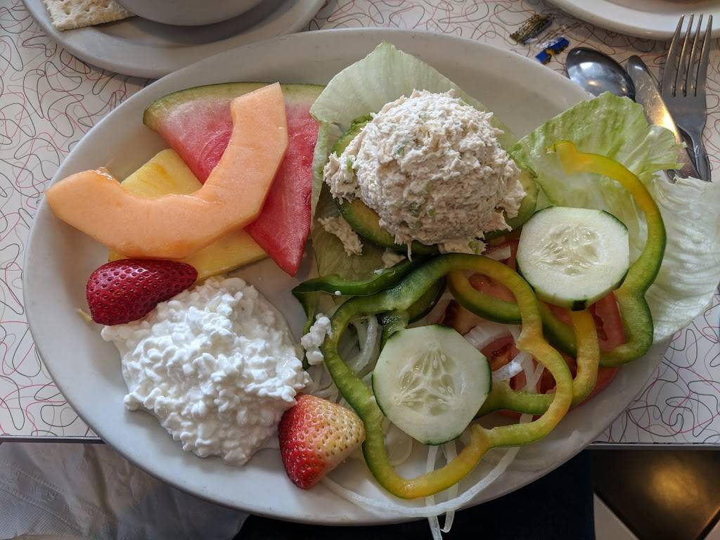 Lolas Diner | restaurant | 920 Busse Hwy, Park Ridge, IL 60068, USA | 8475185226 OR +1 847-518-5226