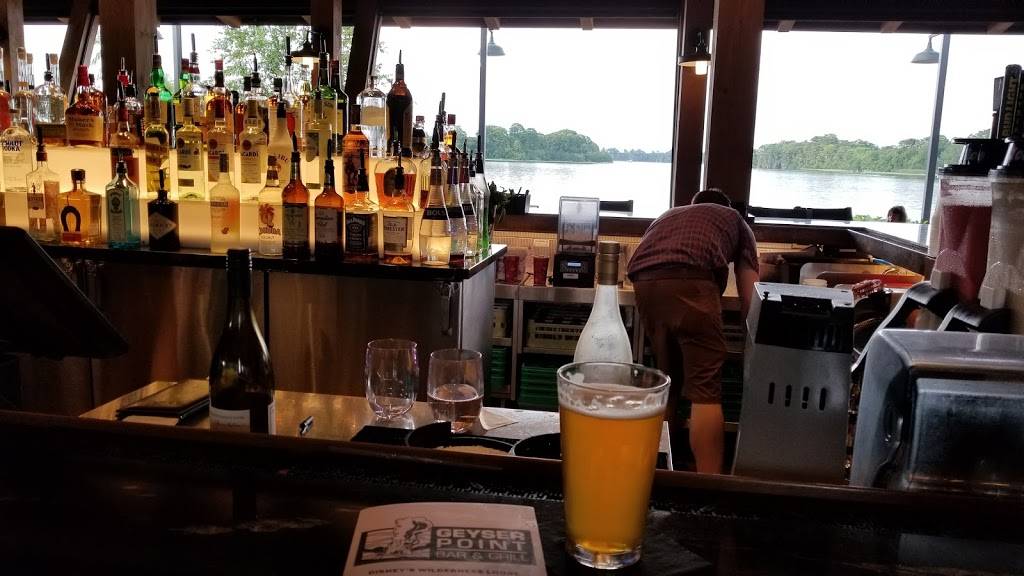 Geyser Point Bar & Grill | restaurant | 901 Timberline Dr, Lake Buena Vista, FL 32830, USA | 4079395277 OR +1 407-939-5277