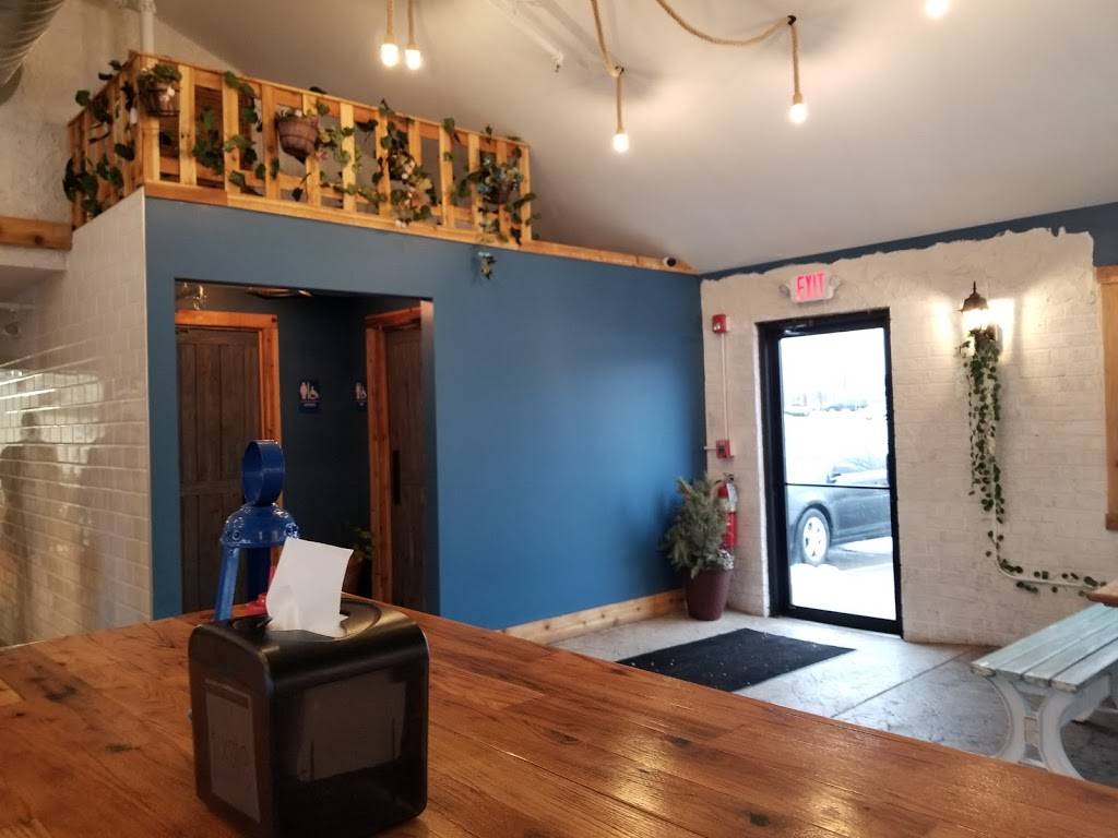 Taste Greek Street Food | restaurant | 645 N Cass Ave, Westmont, IL 60559, USA | 6305417152 OR +1 630-541-7152