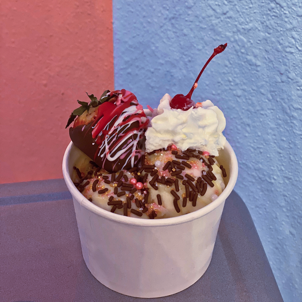 Sugar Cubed | bakery | 531 13th St W, Bradenton, FL 34205, USA | 9418968464 OR +1 941-896-8464