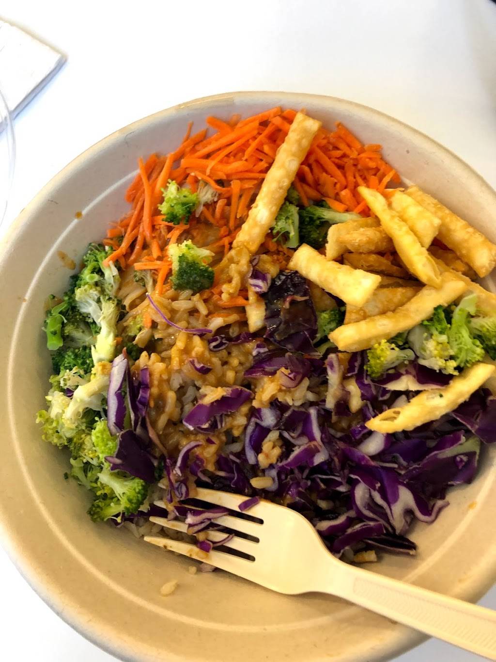 Freshii | restaurant | BB&T Center, 200 S College St #312, Charlotte, NC 28202, USA | 9802986704 OR +1 980-298-6704