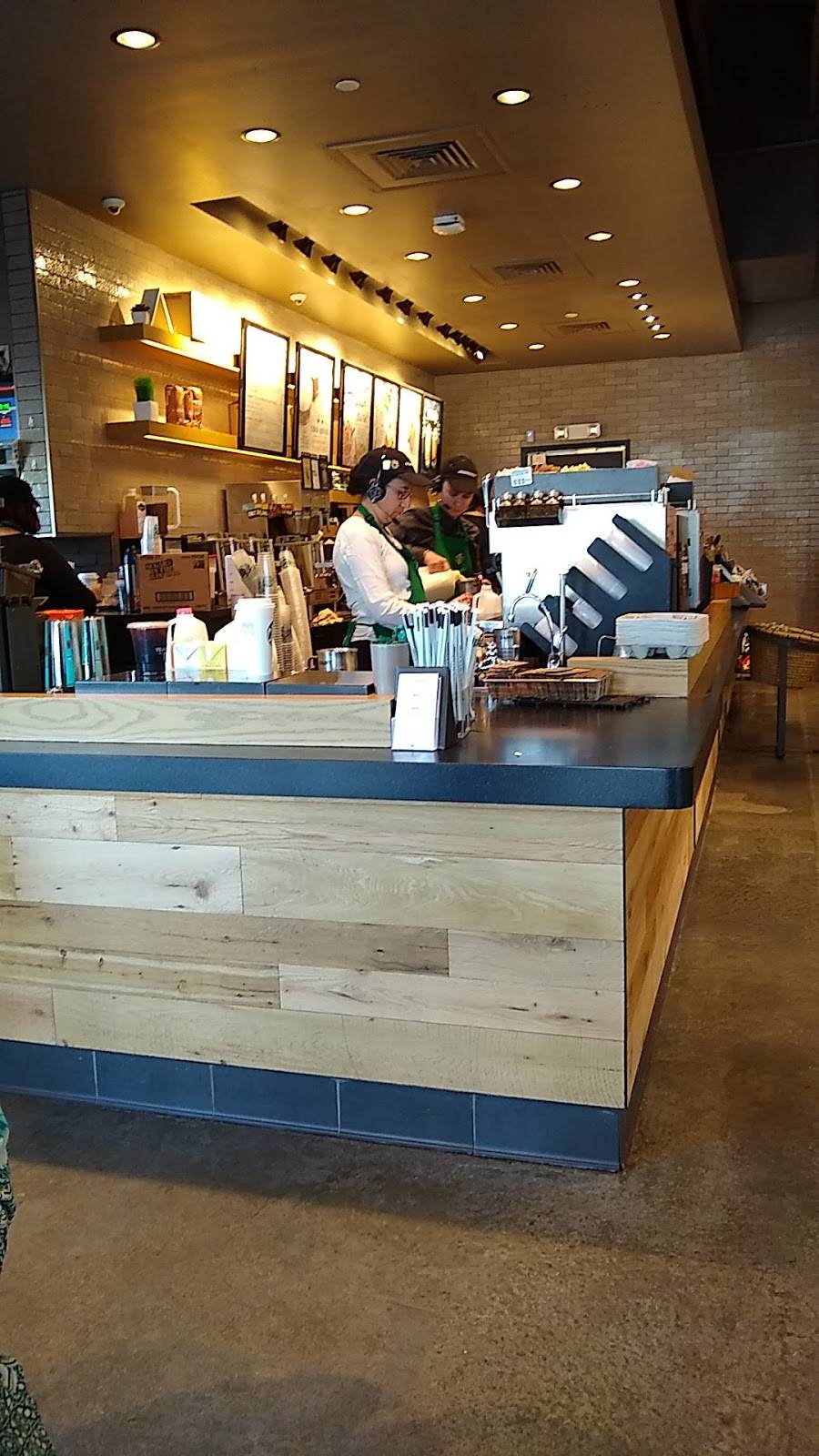 Starbucks | cafe | 110 Town Square Pl #2, King of Prussia, PA 19406, USA | 2158014510 OR +1 215-801-4510