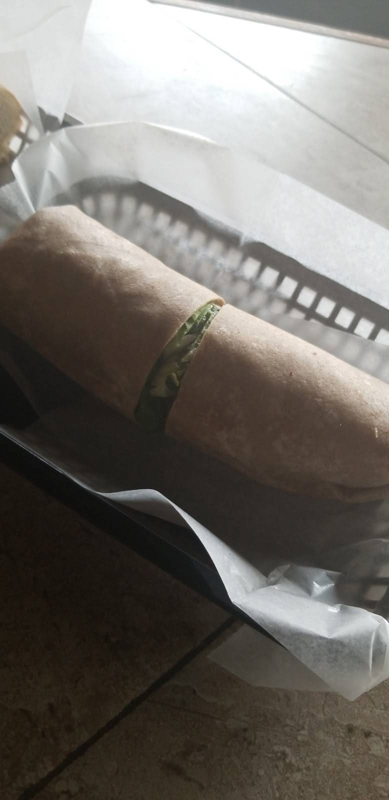 Carluccios Italian Specialties | restaurant | 16 N Main St, South Yarmouth, MA 02664, USA | 5083945000 OR +1 508-394-5000