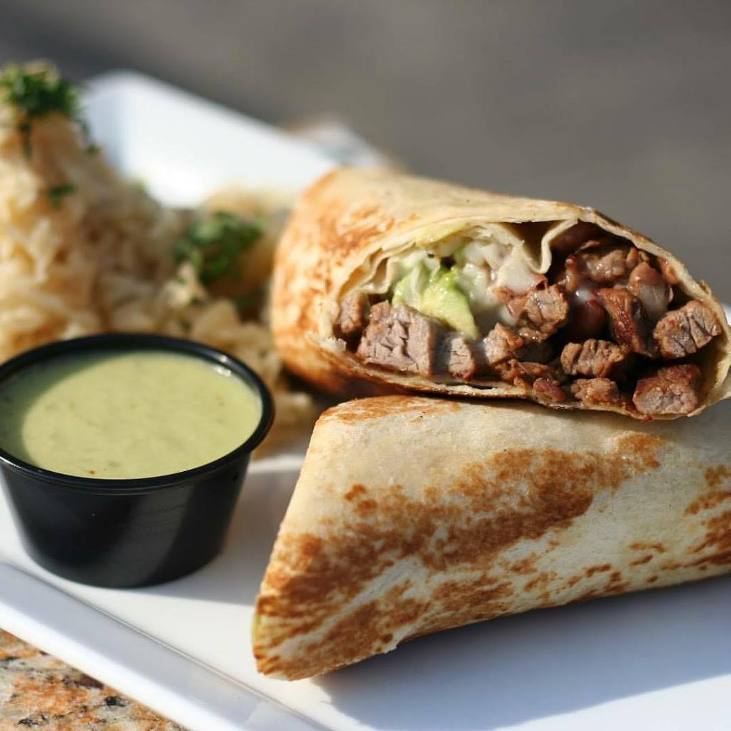 Mis Tres Potrillos Mexican Restaurant | restaurant | 5191 075 N, Parkersburg, IL 62452, USA | 6184425180 OR +1 618-442-5180