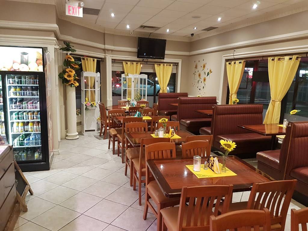 Polka Bistro Caffe | cafe | 1100 Dundas St W, Mississauga, ON L5C 4E7, Canada | 9055668181 OR +1 905-566-8181