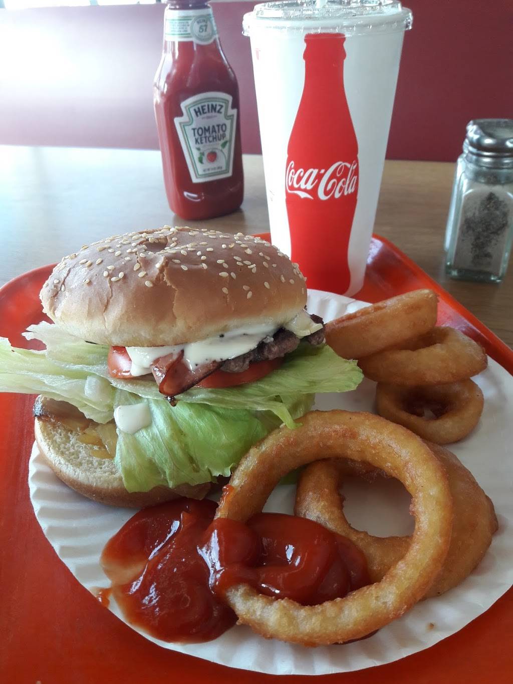 Burger Barn | restaurant | 2485 Forest Ave, San Jose, CA 95128, USA | 4082432027 OR +1 408-243-2027