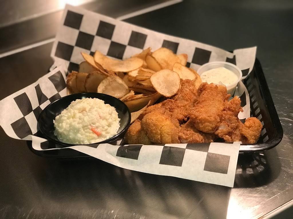 Snack Shack | restaurant | 100 W Kenney St, Divernon, IL 62530, USA | 2179600072 OR +1 217-960-0072