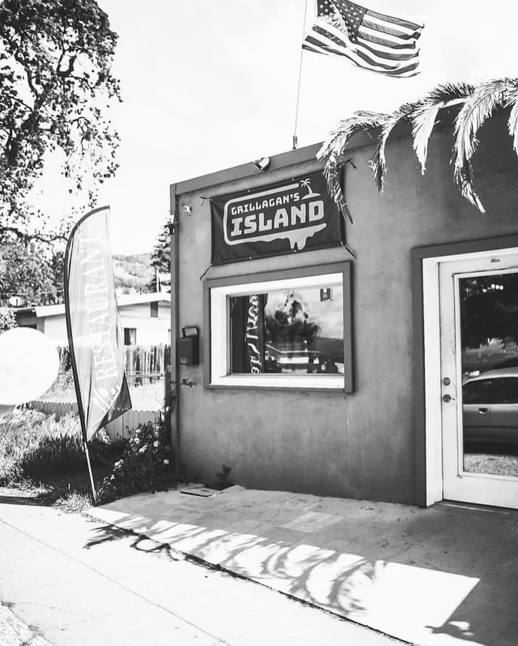 Grillagans Island | restaurant | 6232 State Hwy 20, Lucerne, CA 95458, USA | 7074619925 OR +1 707-461-9925