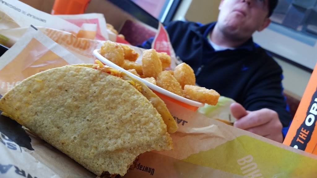 Taco Johns | restaurant | 350 N 168th Cir, Omaha, NE 68118, USA | 4023305253 OR +1 402-330-5253