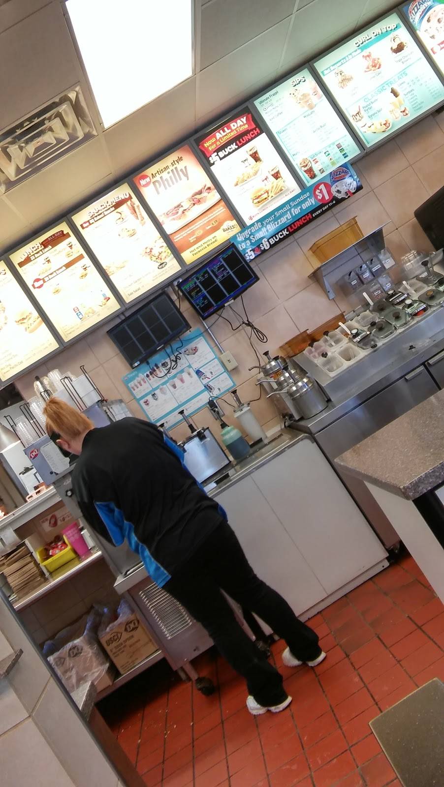 Dairy Queen Grill & Chill | restaurant | 510 W Murdock Ave, Oshkosh, WI 54901, USA | 9202352253 OR +1 920-235-2253