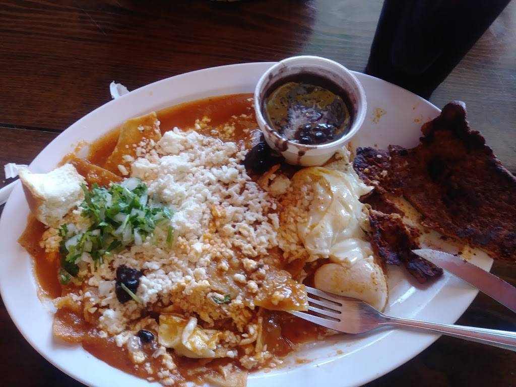 Tamales Alberto | restaurant | 1644 W Temple St, Los Angeles, CA 90026, USA | 2134844485 OR +1 213-484-4485