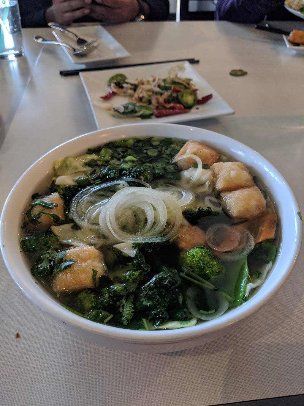 Lime Asian Kitchen | restaurant | 949 W Royal Ln, Irving, TX 75039, USA | 2146132079 OR +1 214-613-2079