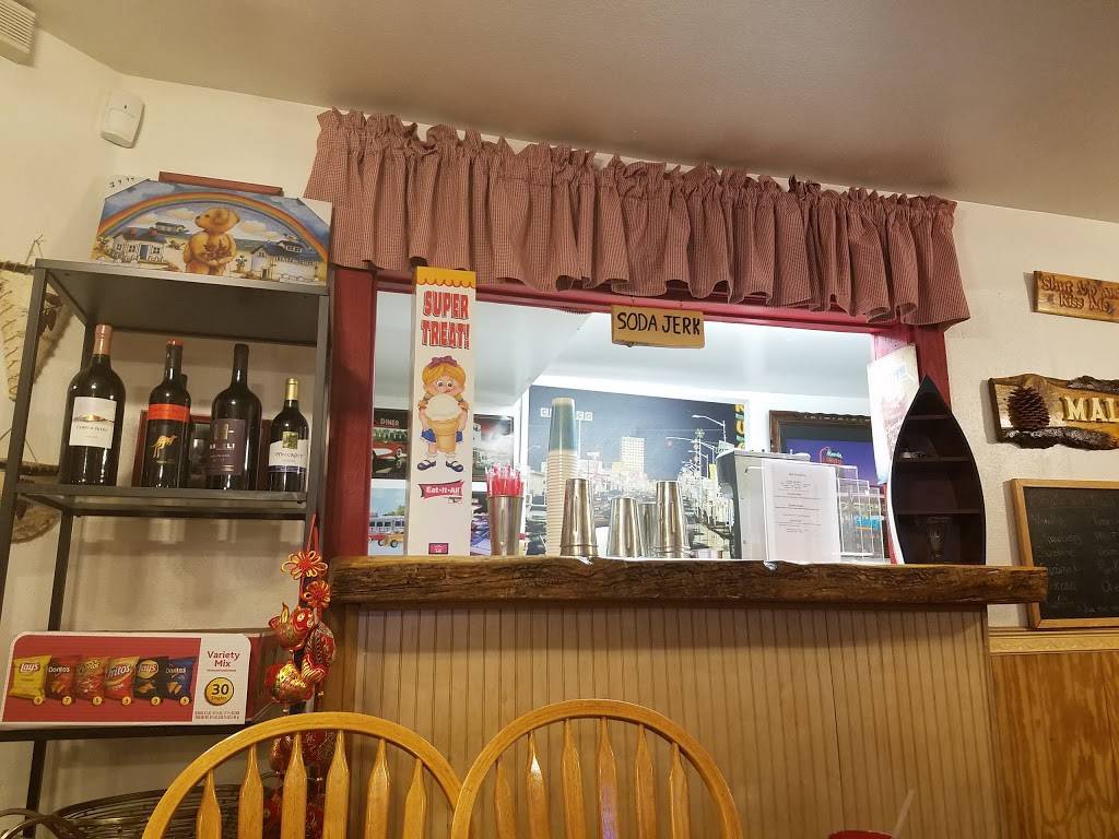 Malt Shoppe At the Cabin Fever | restaurant | 33249 Green Valley Lake Rd, Green Valley Lake, CA 92341, USA | 9099390515 OR +1 909-939-0515