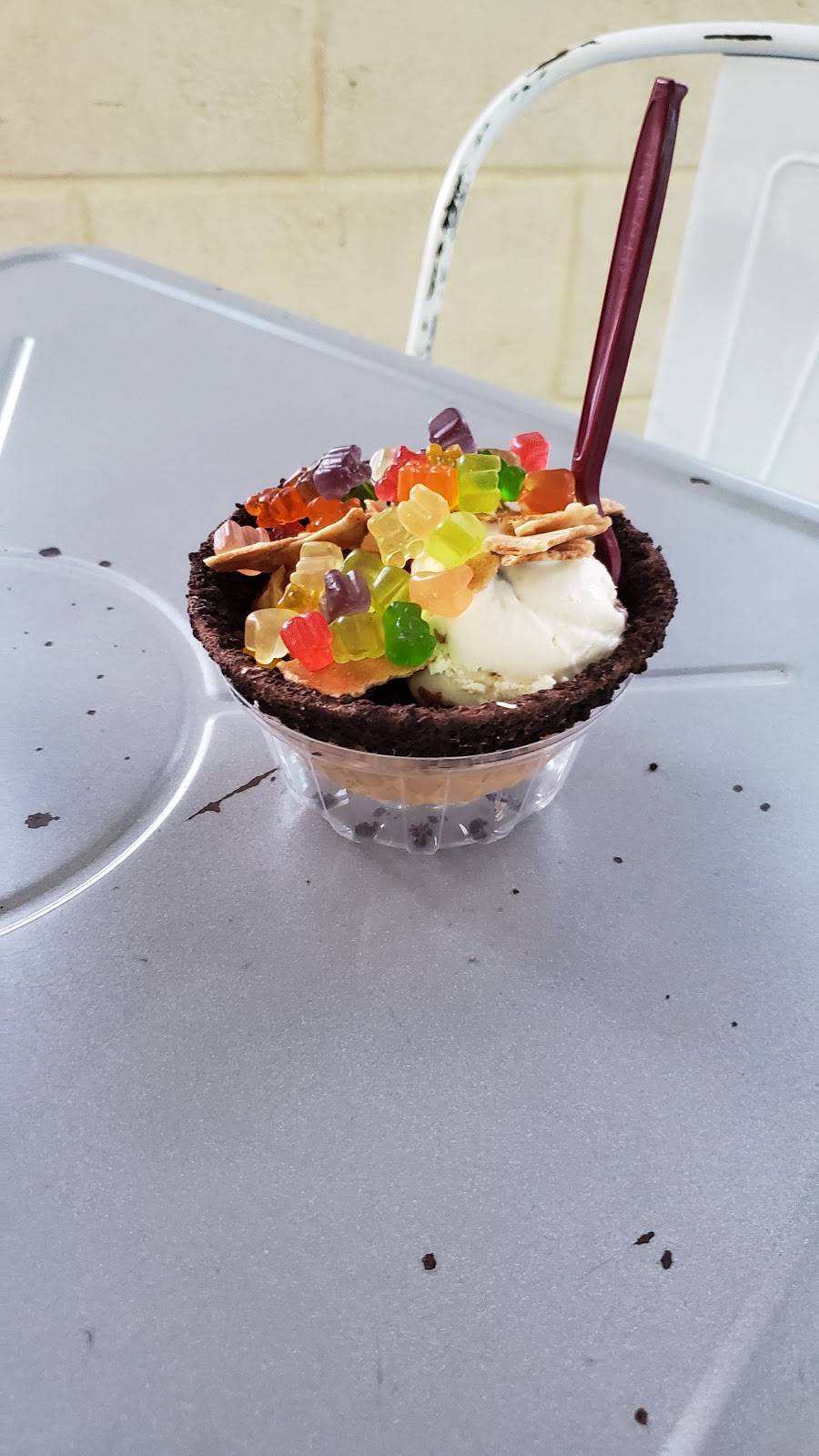 Haagen-Dazs | restaurant | 40 South Pointe Dr #101, Miami Beach, FL 33139, USA | 3055342144 OR +1 305-534-2144