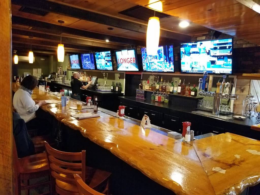 Jon Ryans Pubs | restaurant | 1795 Main St, Tewksbury, MA 01876, USA | 9784555197 OR +1 978-455-5197