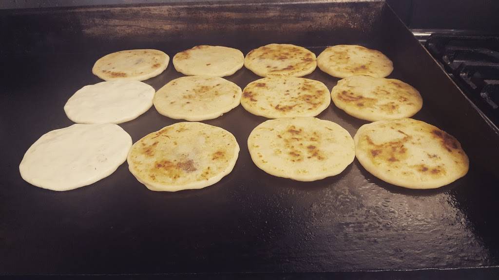 Panchita’s Kitchen And Bakery | restaurant | 1300 Finch Ave W, North York, ON M3J 3K2, Canada | 6473503999 OR +1 647-350-3999