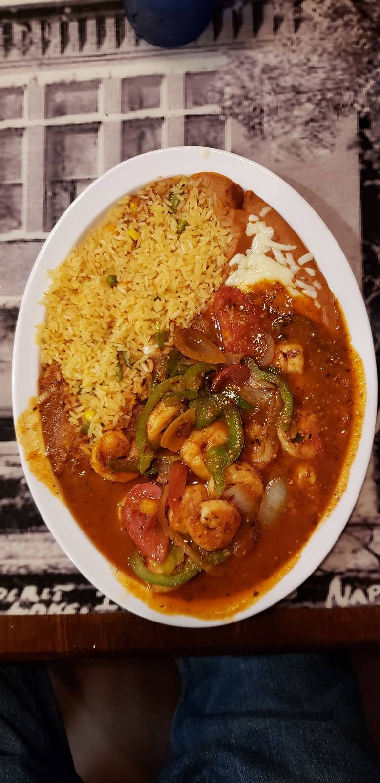 Los Lagos Mexican Grill And Bar | restaurant | 2308 17th St, Spirit Lake, IA 51360, USA | 7123634536 OR +1 712-363-4536