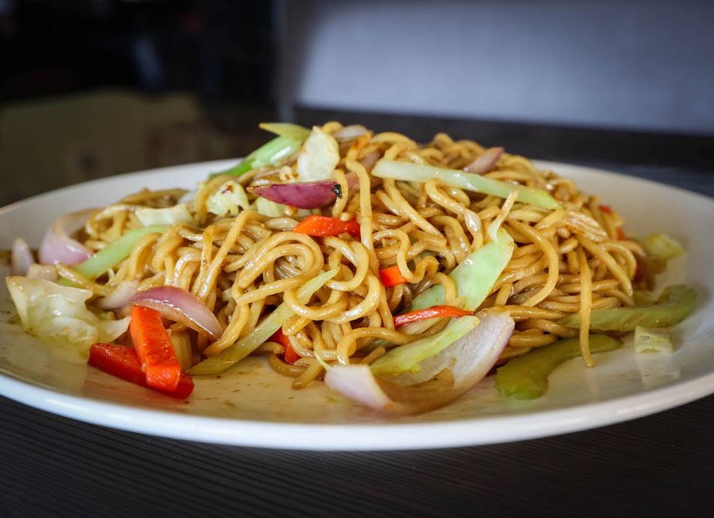 Satomi | restaurant | 819 W 11th St, Tracy, CA 95376, USA | 2092210562 OR +1 209-221-0562