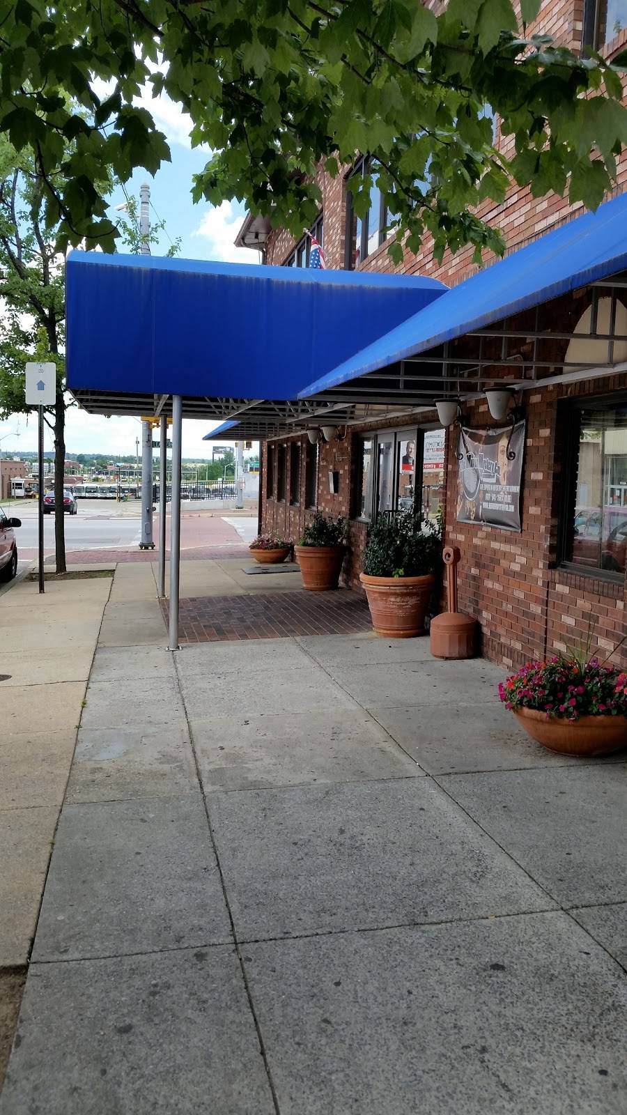 Ikaros Restaurant | restaurant | 4901 Eastern Ave, Baltimore, MD 21224, USA | 4106333750 OR +1 410-633-3750