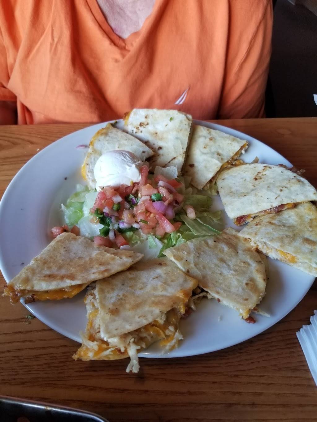 Chilis Grill & Bar | restaurant | 218 Indian Lake Blvd, Hendersonville, TN 37075, USA | 6158261711 OR +1 615-826-1711