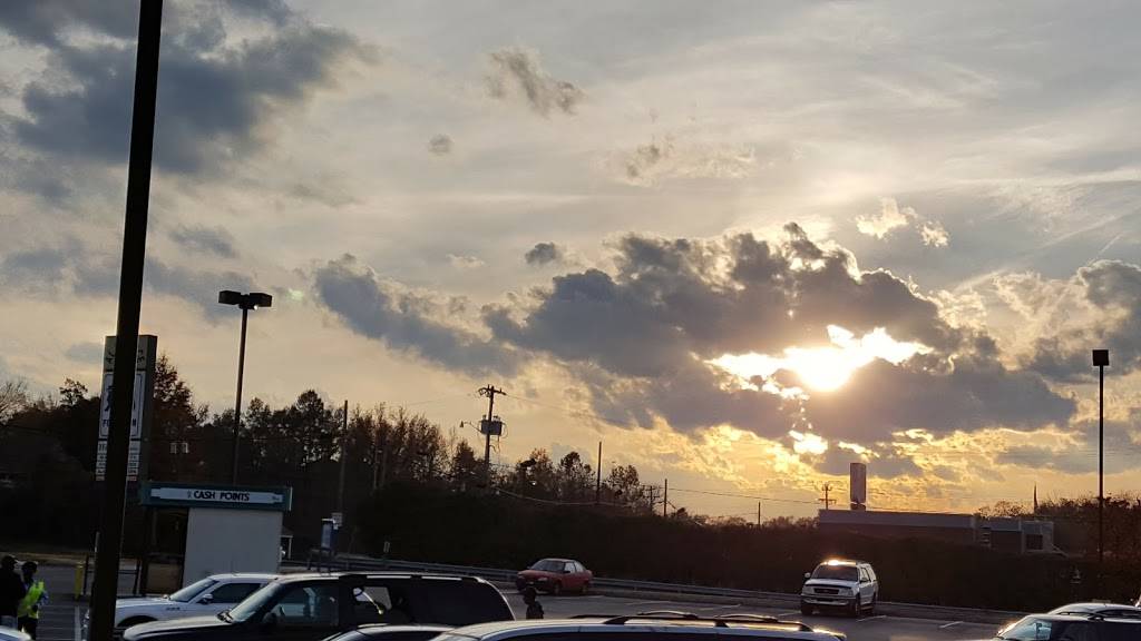 Wendys | restaurant | 2221 Martin Luther King Jr Dr, Greensboro, NC 27406, USA | 3363339666 OR +1 336-333-9666