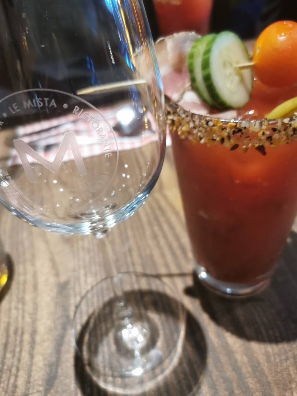 Mista | restaurant | 955 Rue Laurier, Beloeil, QC J3G 4K9, Canada | 4504645667 OR +1 450-464-5667