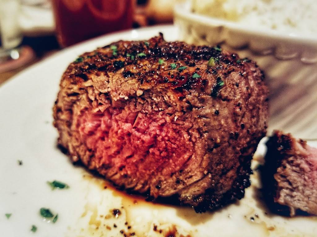 Harrys American Bar & Grill | restaurant | 1920 Pleasant Ridge Dr, Lexington, KY 40509, USA | 8592648023 OR +1 859-264-8023