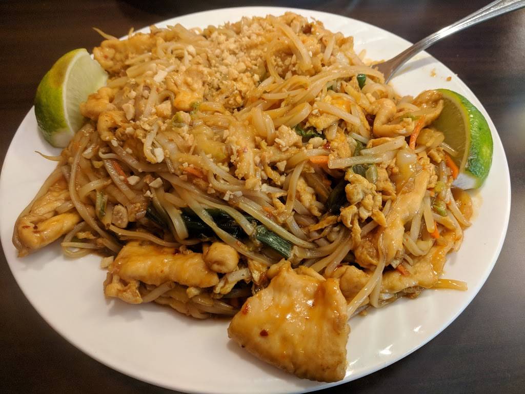 T. Jins China Diner | restaurant | 2722 W Grand Pkwy N #100, Katy, TX 77449, USA | 2815037777 OR +1 281-503-7777