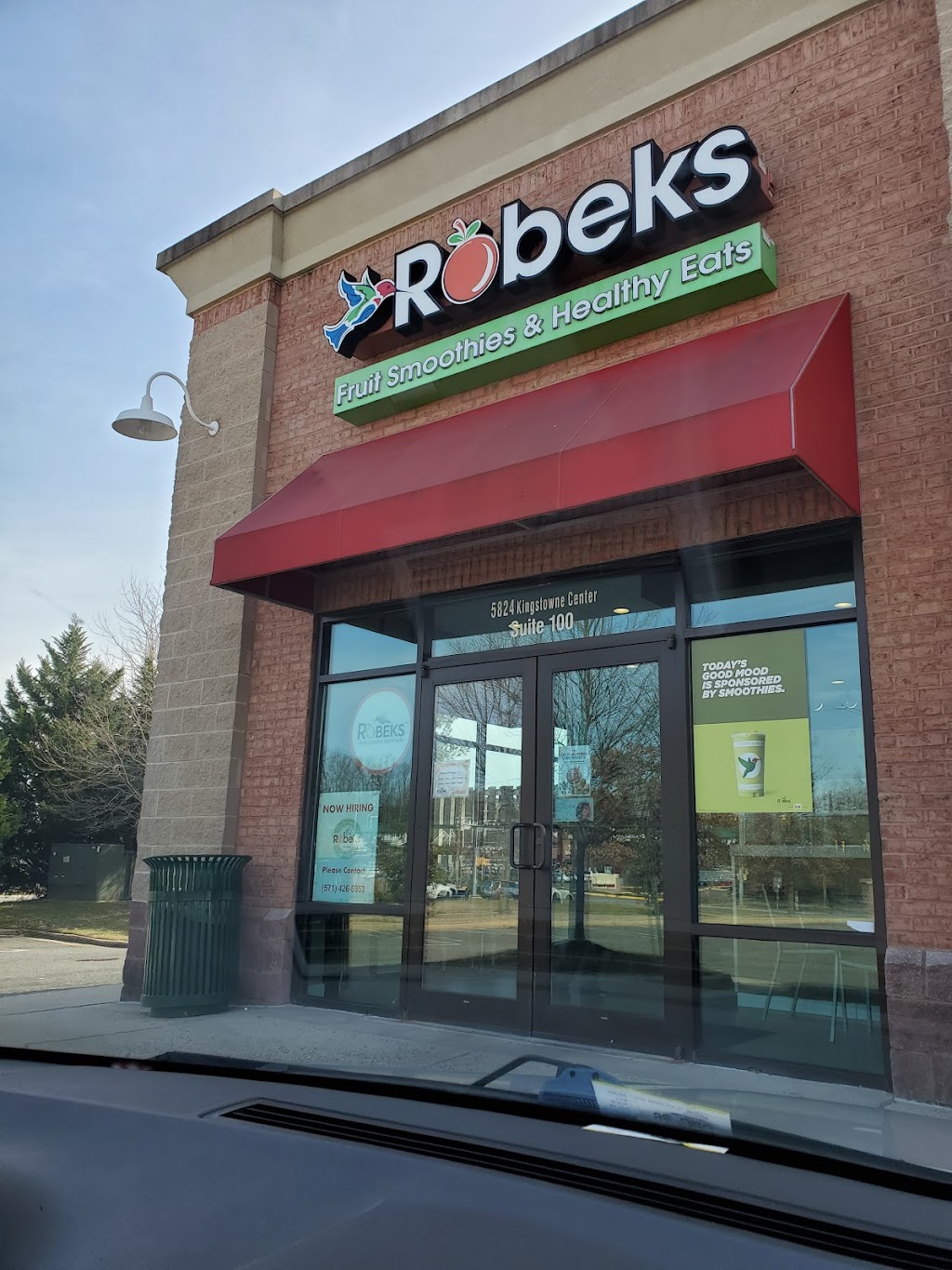Robeks Fresh Juices & Smoothies | restaurant | 5824 Kingstowne Center, Alexandria, VA 22315, USA | 7033104394 OR +1 703-310-4394