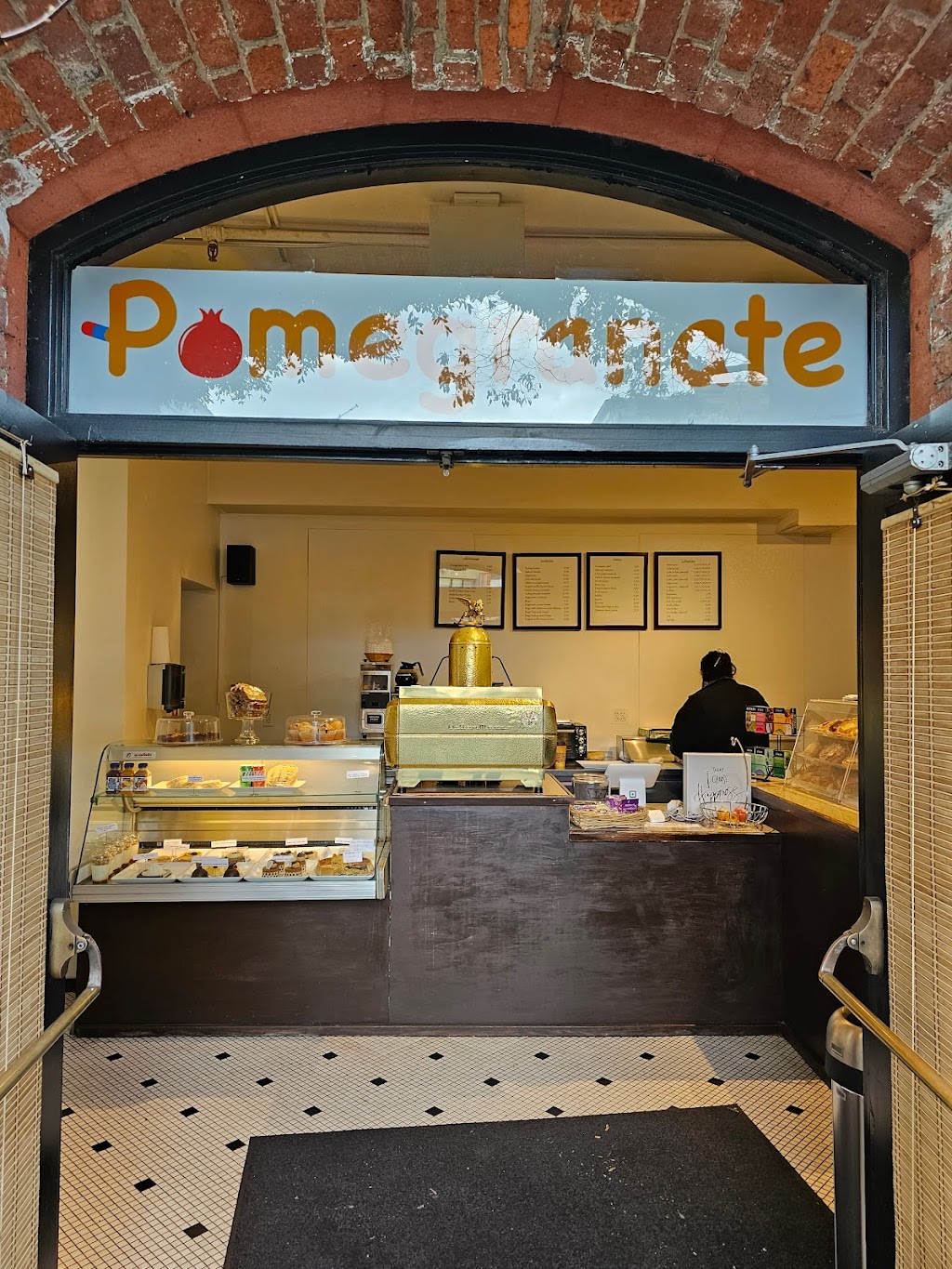 Pomegranate | cafe | 2801 Leavenworth St # 1, San Francisco, CA 94133, USA | 4159993702 OR +1 415-999-3702