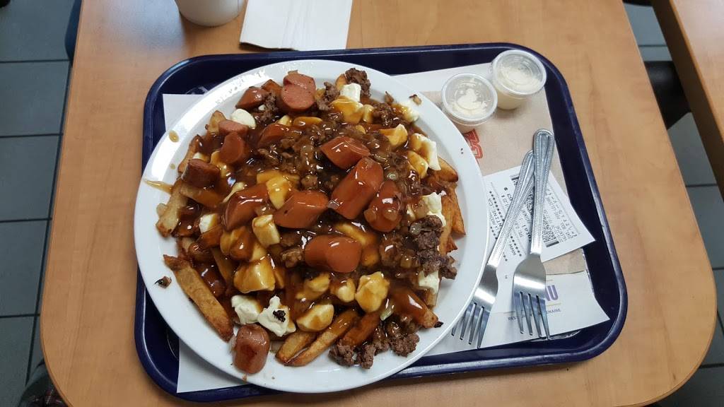 Valentine | restaurant | 2045 Boulevard Père-Lelièvre, Québec, QC G1P 2W8, Canada | 4186861818 OR +1 418-686-1818