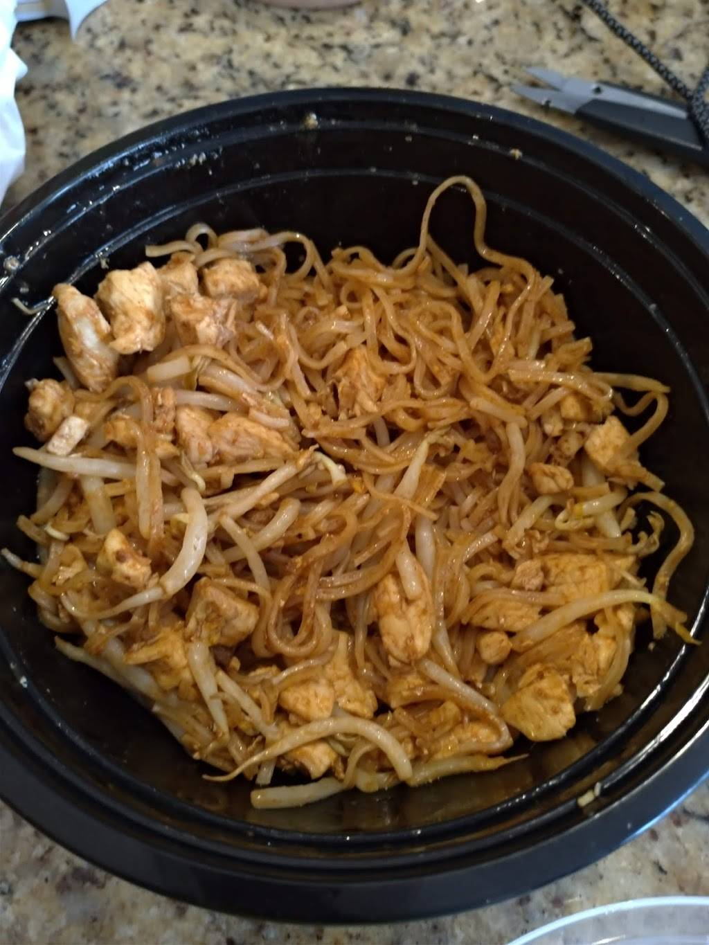 Winner House Chinese Food | restaurant | 1 Tartan Dr, Nepean, ON K2J 2W7, Canada | 6138256565 OR +1 613-825-6565