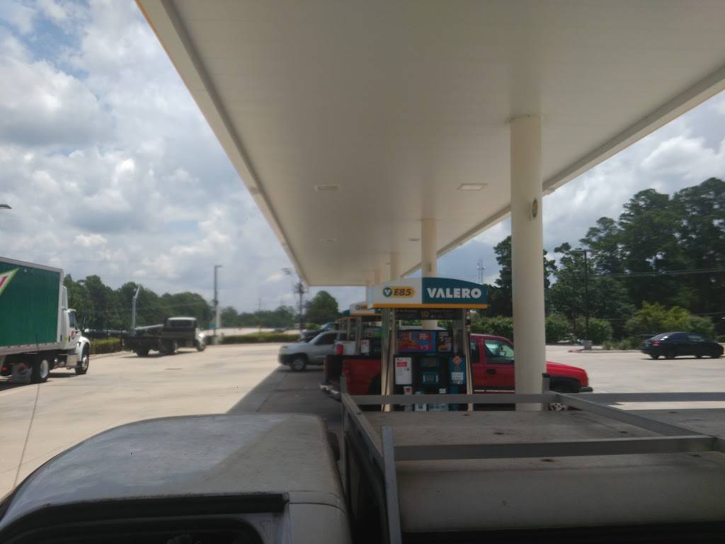 Corner Store | cafe | 620 N Farm to Market 3083 Rd E, Conroe, TX 77301, USA | 9367566192 OR +1 936-756-6192