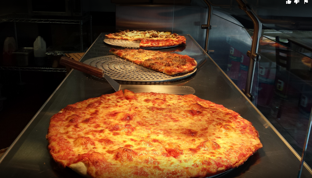 Armands Pizzeria | restaurant | 7650 W North Ave, Elmwood Park, IL 60707, USA | 7084565200 OR +1 708-456-5200