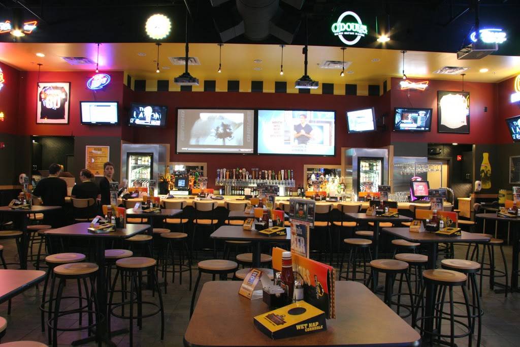 Buffalo Wild Wings | restaurant | 903 University Dr, College Station, TX 77840, USA | 9796918453 OR +1 979-691-8453