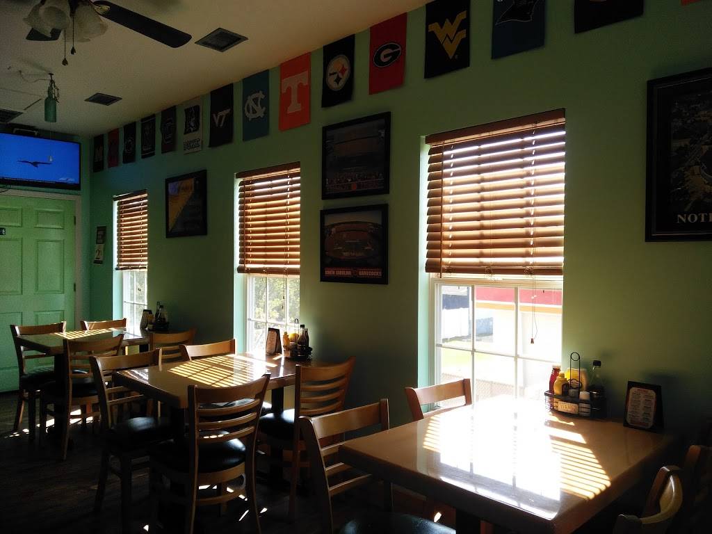 Antonios Sports Bar | restaurant | 406 Sea Mountain Hwy, North Myrtle Beach, SC 29582, USA | 8436630033 OR +1 843-663-0033