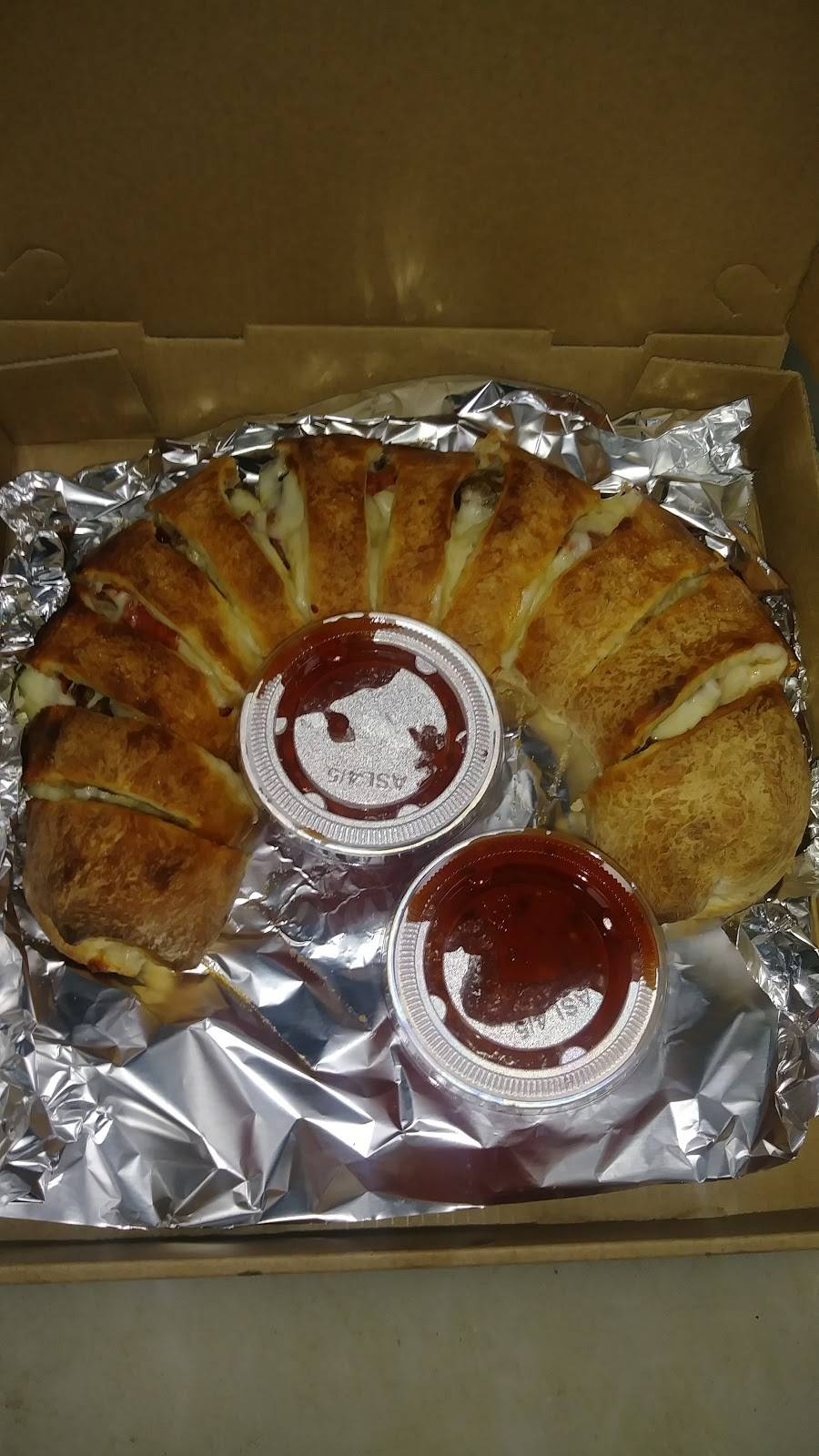 Mom and Pops Pizza | restaurant | 1755 Palm Harbor Pkwy, Palm Coast, FL 32137, USA | 3866278120 OR +1 386-627-8120