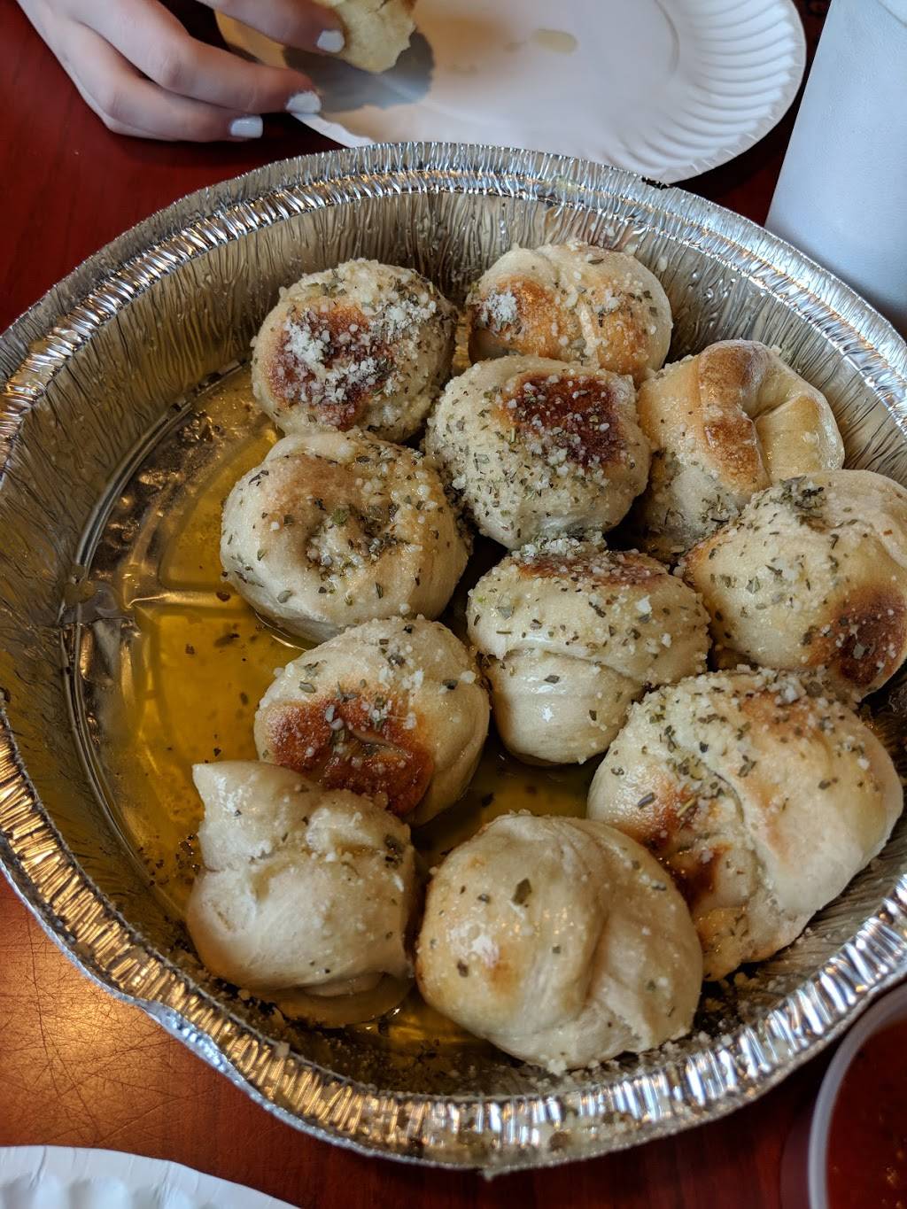 DeLosas Pizza | restaurant | 12800 Village Blvd, Madeira Beach, FL 33708, USA | 7273984657 OR +1 727-398-4657