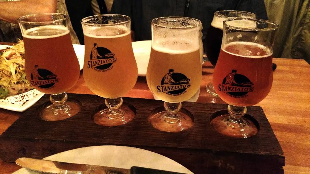 Stanziatos | restaurant | 35 Lake Ave Ext, Danbury, CT 06811, USA | 2038851057 OR +1 203-885-1057