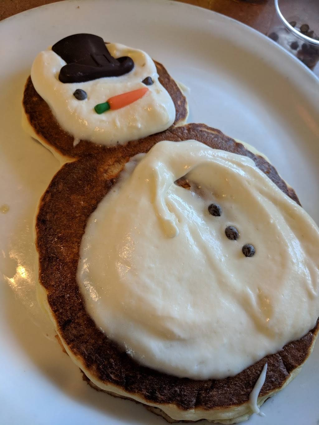 Dennys | restaurant | 2063 Skokie Valley Rd, Highland Park, IL 60035, USA | 8474333870 OR +1 847-433-3870