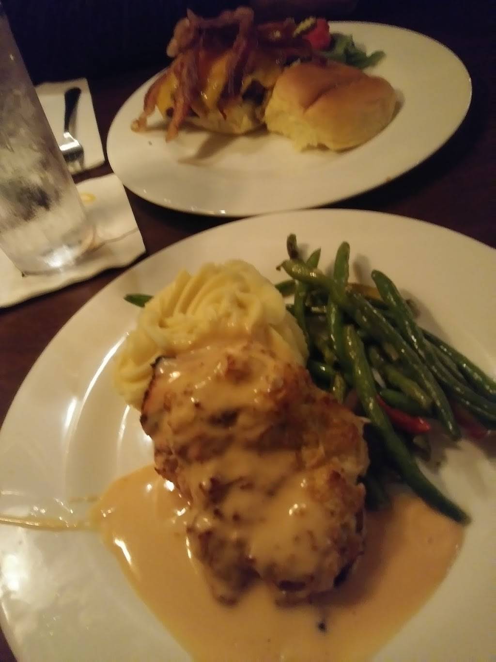 Caseys Public House | restaurant | 3529 West Chester Pike, Newtown Square, PA 19073, USA | 6103531212 OR +1 610-353-1212