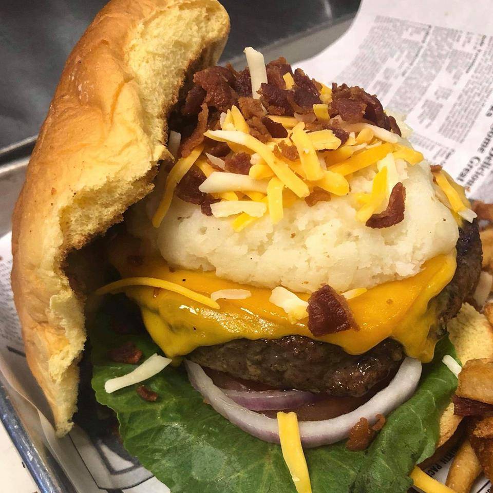 Kraftys Burgers and Brews | restaurant | 1177 Timber Drive East, Garner, NC 27529, USA | 9193298000 OR +1 919-329-8000